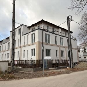 Kiskunlacháza központjában eladó lakások!