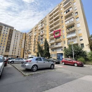 Otthon a város szívében – Baross utcai erkélyes lakás várja új lakóját!